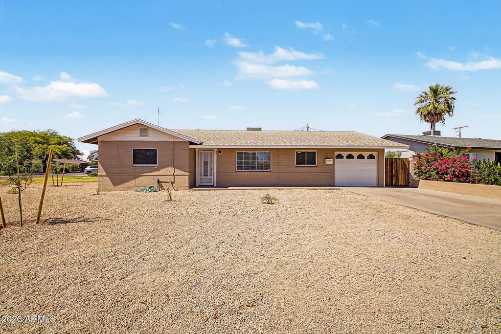 2022 E Monterey Way, Phoenix, AZ 85016