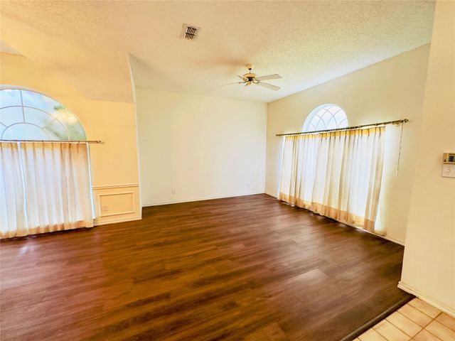4002 Stonecastle Drive, Garland, TX 75044