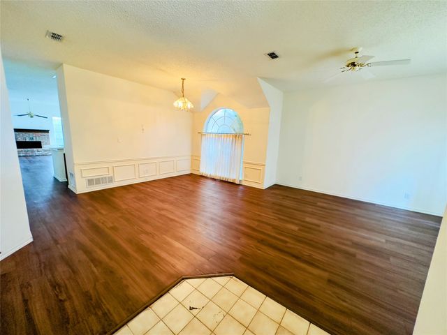 4002 Stonecastle Drive, Garland, TX 75044