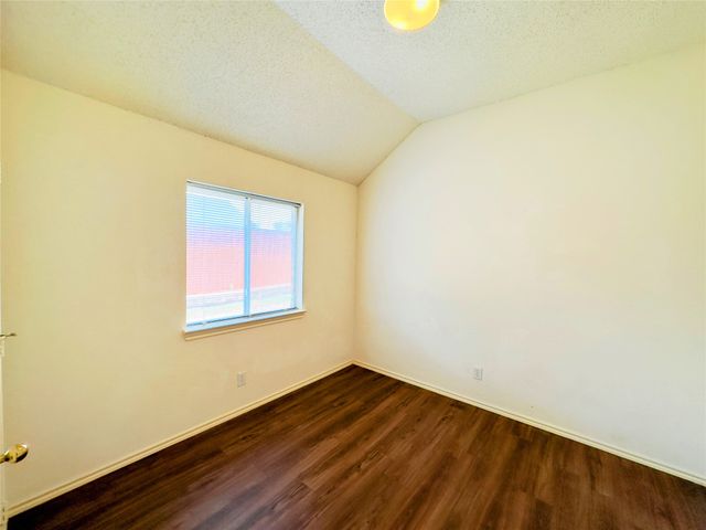 4002 Stonecastle Drive, Garland, TX 75044