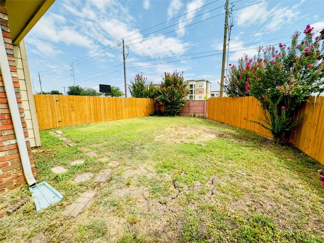 4002 Stonecastle Drive, Garland, TX 75044