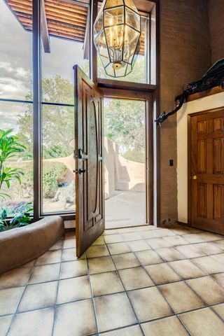 3232 Don Quixote Drive NW, Albuquerque, NM 87104