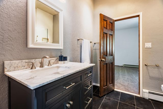 3232 Don Quixote Drive NW, Albuquerque, NM 87104