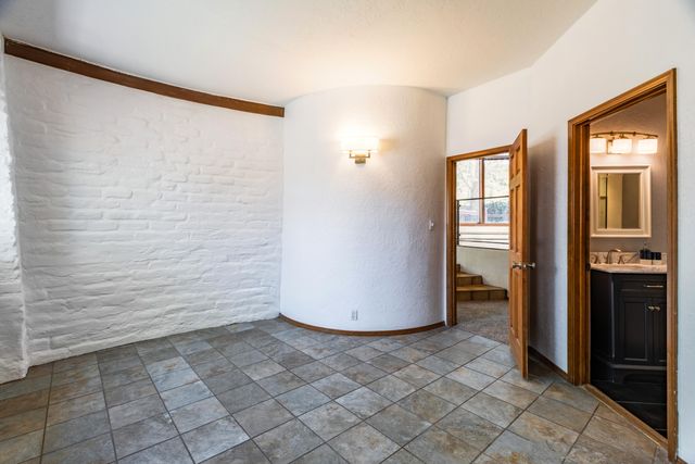 3232 Don Quixote Drive NW, Albuquerque, NM 87104