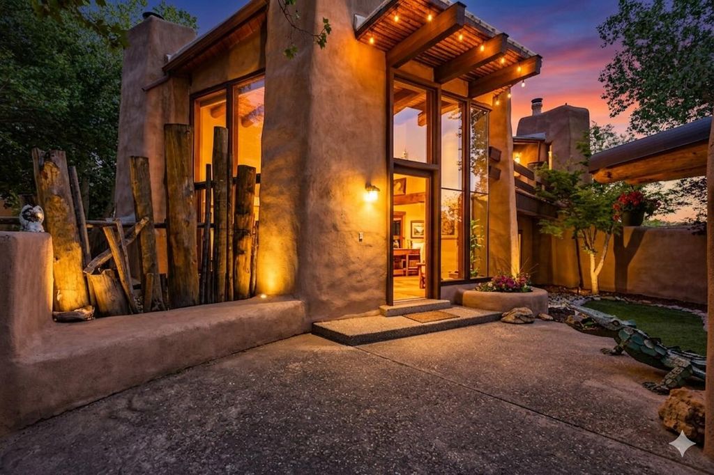 3232 Don Quixote Drive NW, Albuquerque, NM 87104