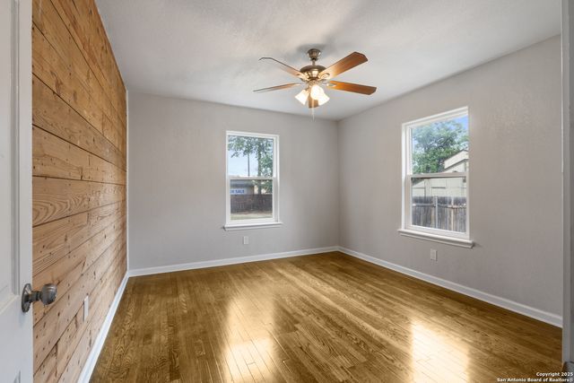 2020 fresno, San Antonio, TX 78201