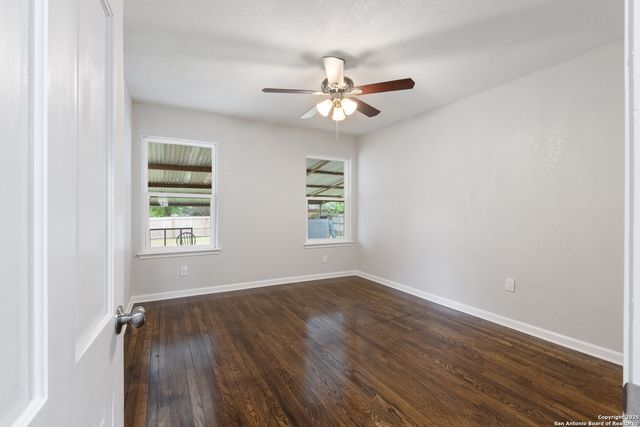 2020 fresno, San Antonio, TX 78201