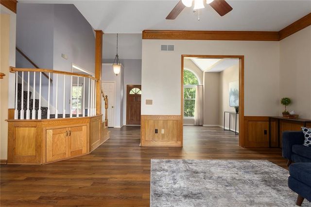 12628 Grandview Street, Overland Park, KS 66213