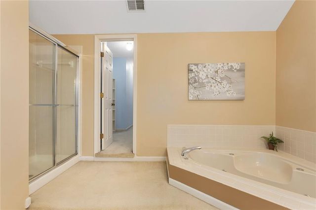 12628 Grandview Street, Overland Park, KS 66213