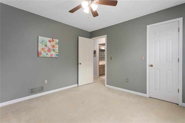 12628 Grandview Street, Overland Park, KS 66213