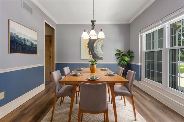 12628 Grandview Street, Overland Park, KS 66213