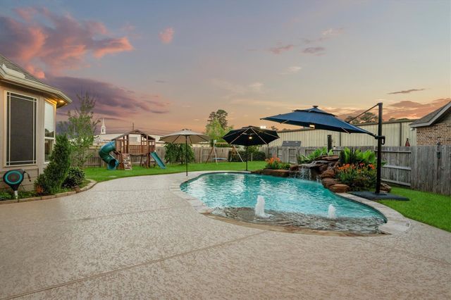 9523 Spinner Alder Drive, Spring, TX 77379