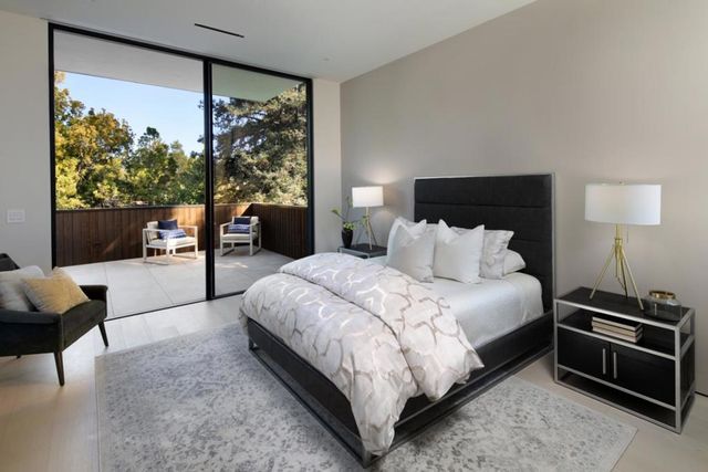 2171 Clayton Drive, Menlo Park, CA 94025