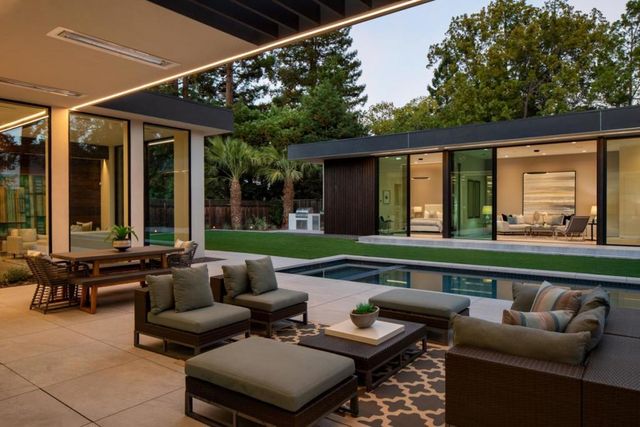 2171 Clayton Drive, Menlo Park, CA 94025