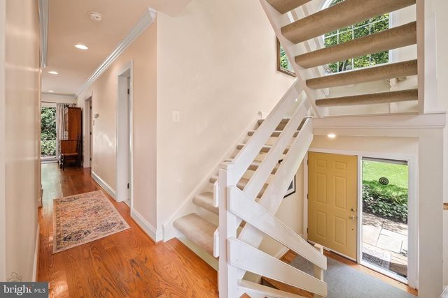 14 WELLFLEET LN, Chesterbrook, PA 19087