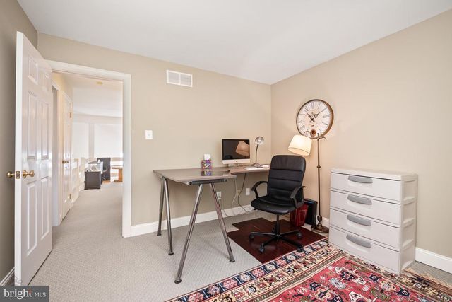 14 WELLFLEET LN, Chesterbrook, PA 19087