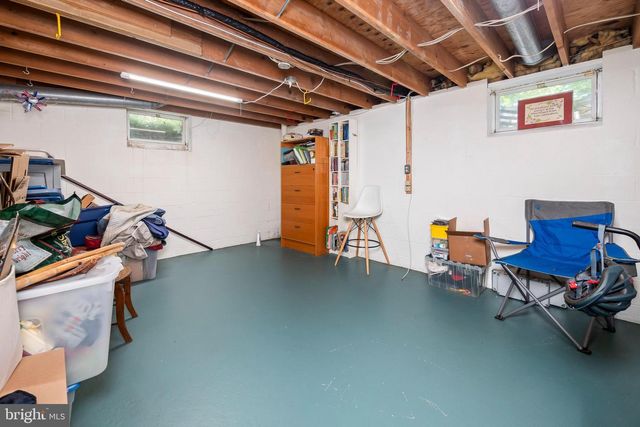 14 WELLFLEET LN, Chesterbrook, PA 19087