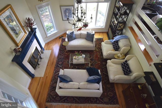 14 WELLFLEET LN, Chesterbrook, PA 19087