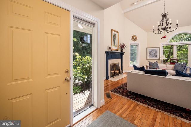 14 WELLFLEET LN, Chesterbrook, PA 19087