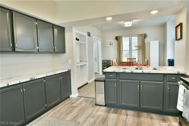 163 N Chestnut Avenue, Niles, OH 44446