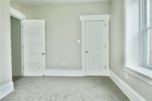 163 N Chestnut Avenue, Niles, OH 44446