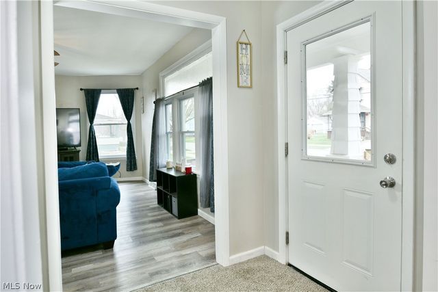 163 N Chestnut Avenue, Niles, OH 44446