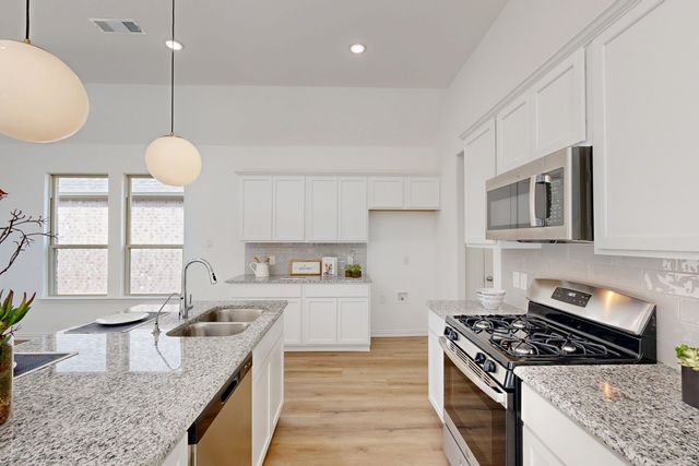 1009 Western Hills Drive, Crowley, TX 76036