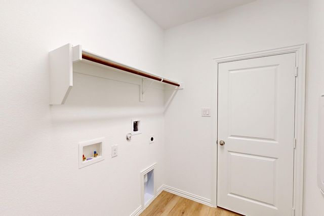 1009 Western Hills Drive, Crowley, TX 76036