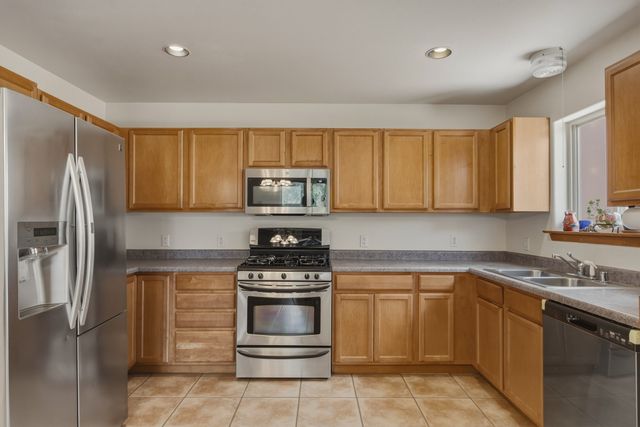 7628 Cree, Santa Fe, NM 87507