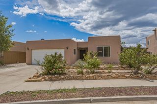 7628 Cree, Santa Fe, NM 87507