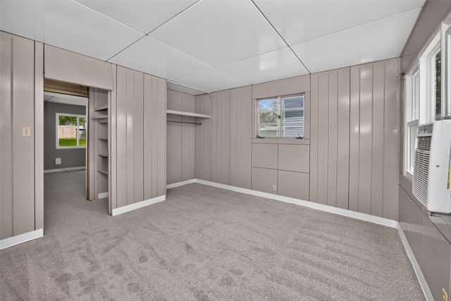 903 Elm Avenue, Norwalk, IA 50211