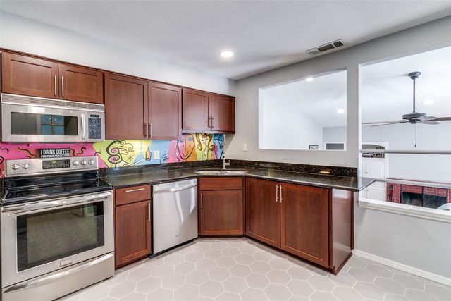 6119 Summer Creek Circle, Dallas, TX 75231