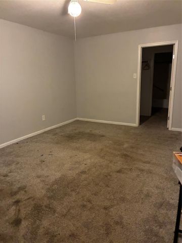 6360 Oak Knoll Road, Montgomery, TX 77316