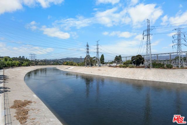 2980 Ripple Place 206, Los Angeles, CA 90039