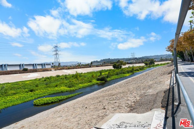 2980 Ripple Place 206, Los Angeles, CA 90039