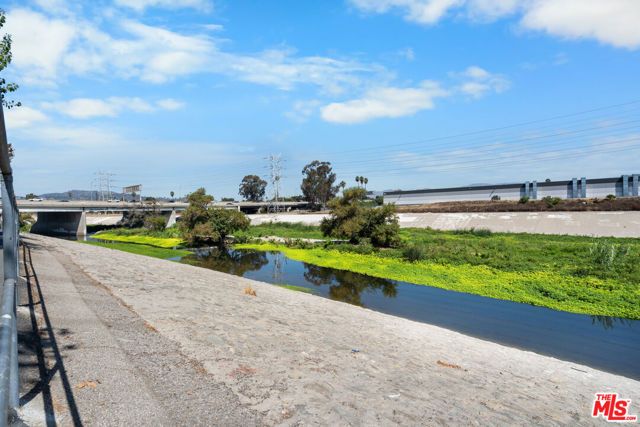 2980 Ripple Place 206, Los Angeles, CA 90039
