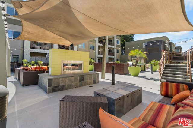 2980 Ripple Place 206, Los Angeles, CA 90039