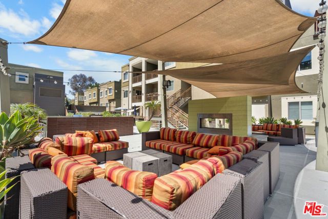2980 Ripple Place 206, Los Angeles, CA 90039