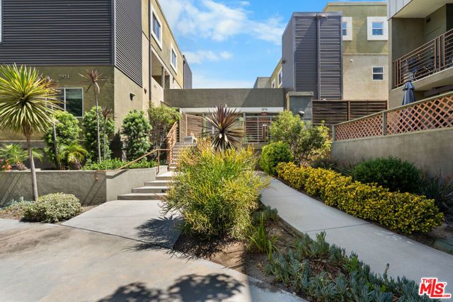 2980 Ripple Place 206, Los Angeles, CA 90039