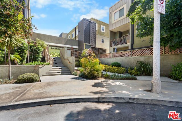2980 Ripple Place 206, Los Angeles, CA 90039