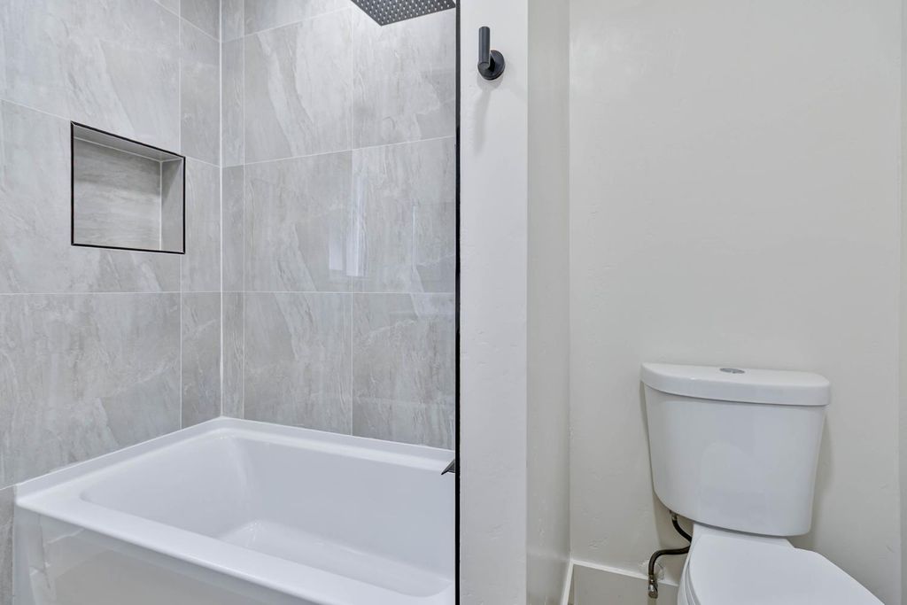 Image 25 of property listing at 257 N F Street, Tulare, CA 93274