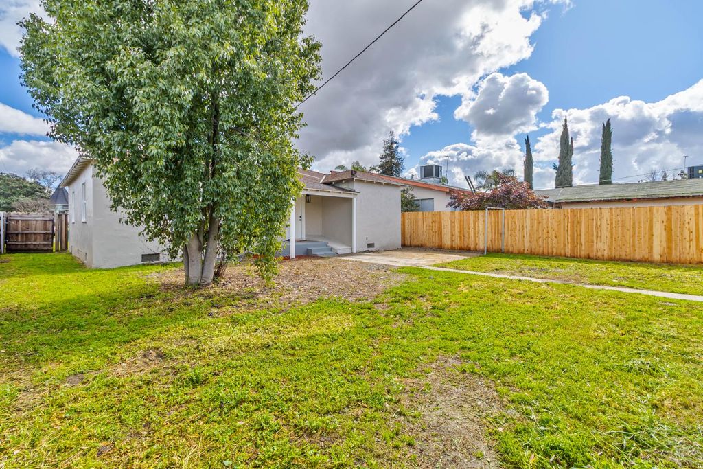 Image 36 of property listing at 257 N F Street, Tulare, CA 93274