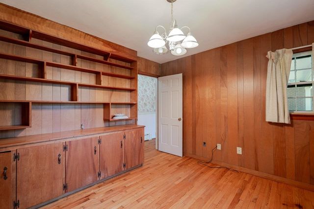 527 CRESTOVER DR, Broadway, VA 22815