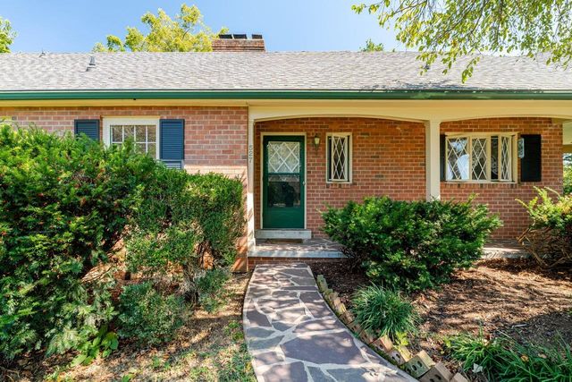 527 CRESTOVER DR, Broadway, VA 22815