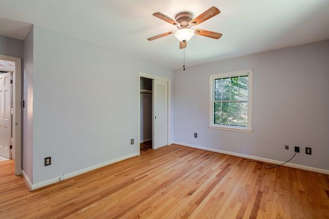 527 CRESTOVER DR, Broadway, VA 22815