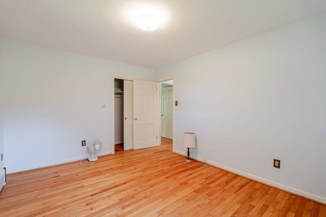 527 CRESTOVER DR, Broadway, VA 22815