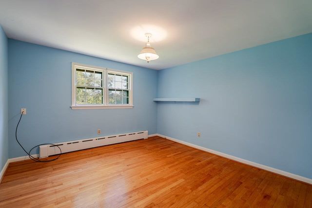 527 CRESTOVER DR, Broadway, VA 22815