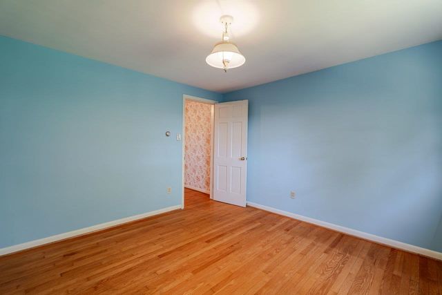 527 CRESTOVER DR, Broadway, VA 22815