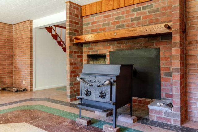 527 CRESTOVER DR, Broadway, VA 22815