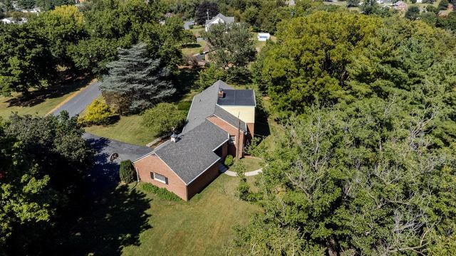 527 CRESTOVER DR, Broadway, VA 22815